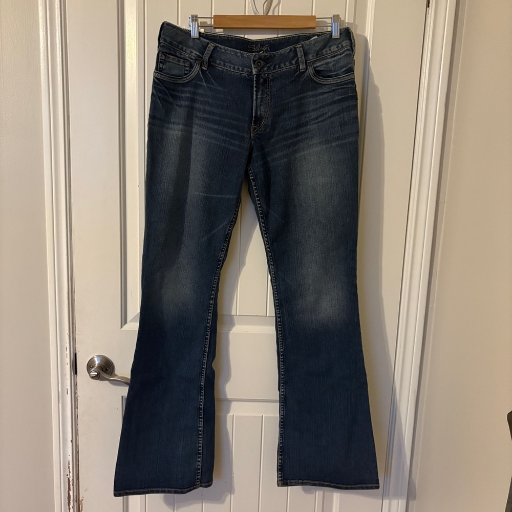 Silver Suki Jeans Women's Boot Cut in Deep Indigo